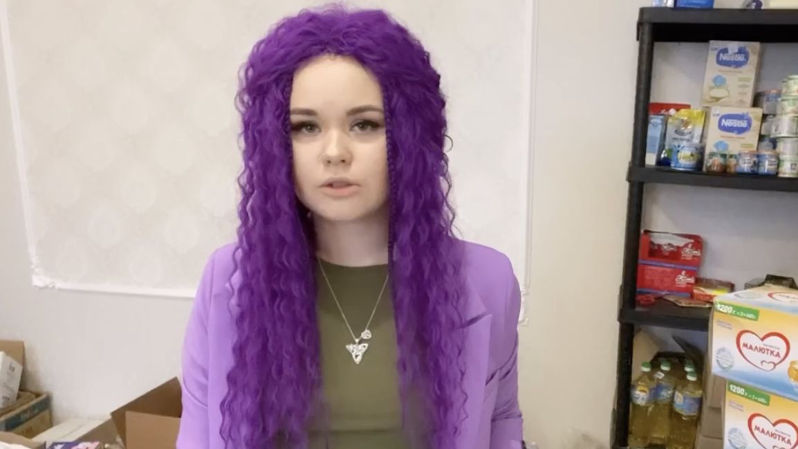 Ruský soud poslal na 22 let do vězení ženu, která pomáhala ukrajinským běžencům